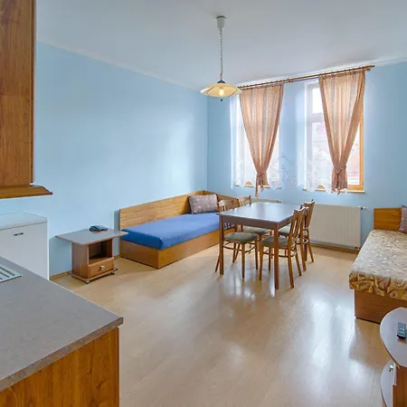 Hotel Derby 3*